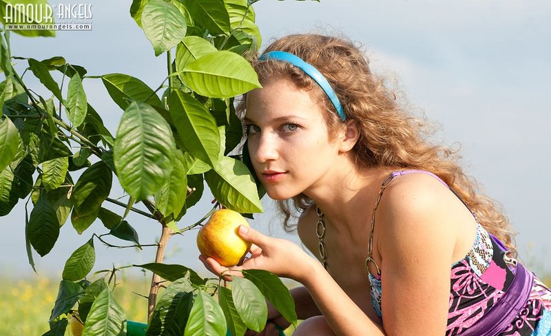 Людмила, 59 лет, 9 размер груди